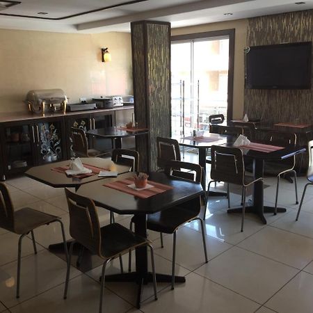 Fordsburg Inn Йоханесбург Екстериор снимка
