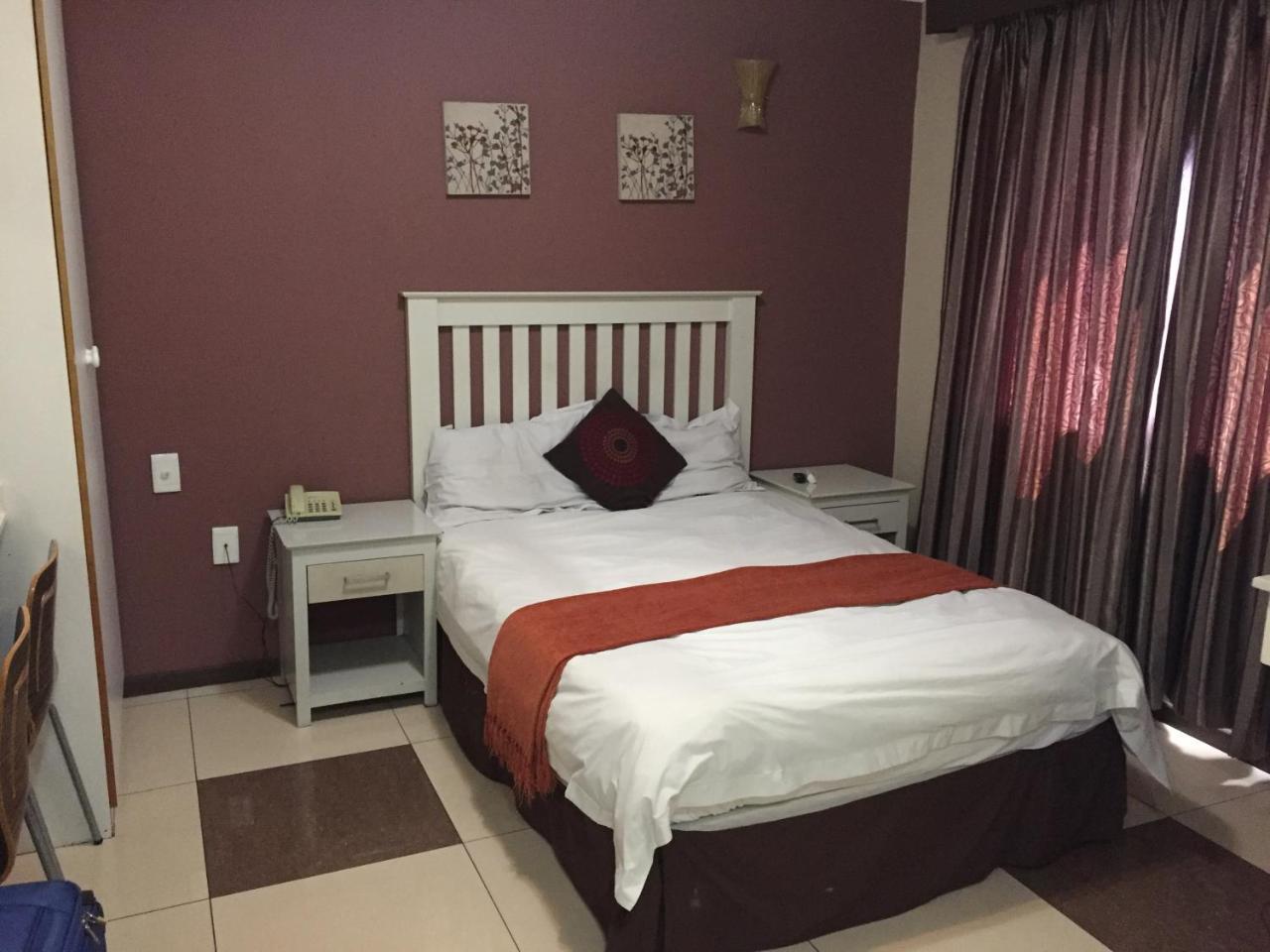 Fordsburg Inn Йоханесбург Екстериор снимка